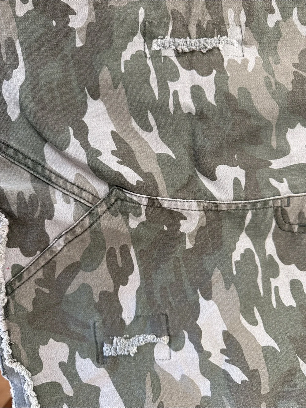 Justice girls distressed camo skirt size 16